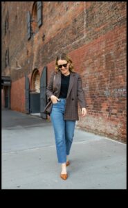 דנים ימי: תלבושות קז'ואל קלאסיות ונוחות עם ג'ינס