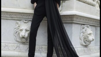 זוהר ללא מאמץ: הגדרה מחדש של אלגנטיות באופנה יומיומית