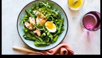 היתרונות של דיאטות דלות פחמימות לבריאות המוח