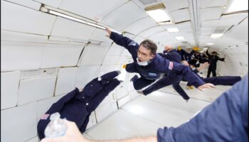 מסעות ללא משקל: על סיפון ספינות החלל של אפס כבידה