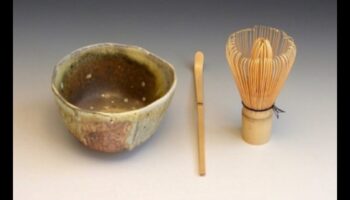 קערות תה ושלווה: צ'אדו יפני באמנות