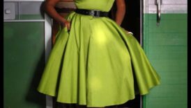 Glamour Gazette: תלבושות וינטג' בכותרת סיפורי אופנה